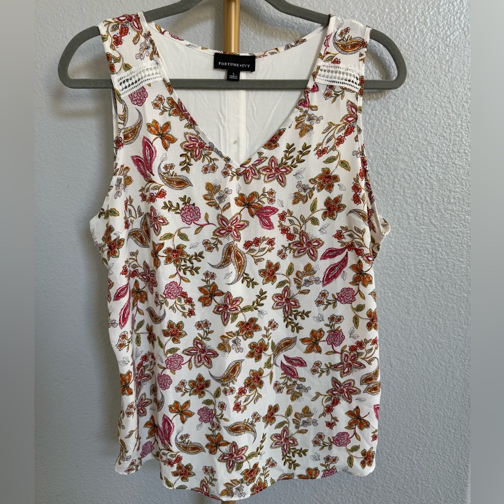 NWOT Fortune+Ivy Floral Print Sleeveless Top size Large